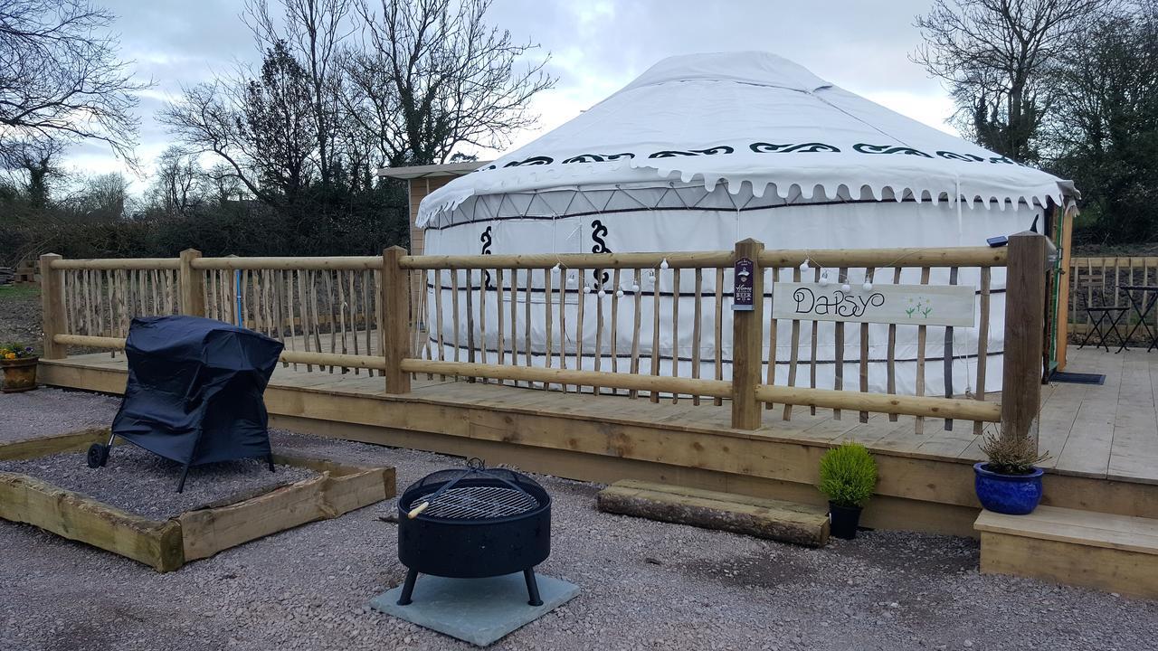 Glamping On The Hill Hotel Mells Bagian luar foto
